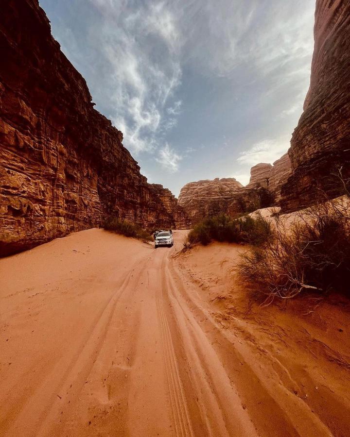Wadi Rum Fun Time Tour'S מראה חיצוני תמונה