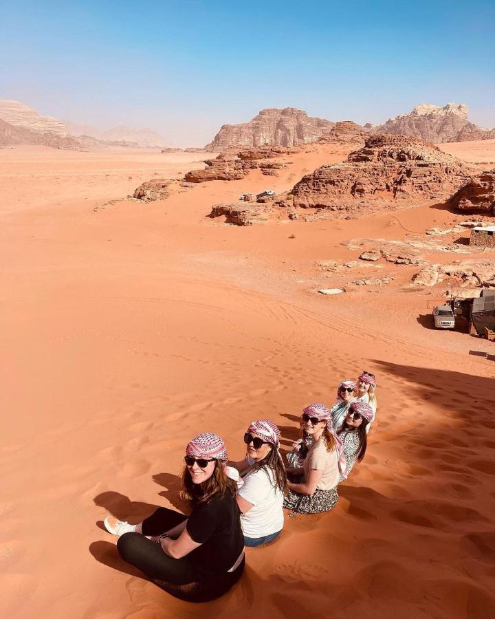 Wadi Rum Fun Time Tour'S מראה חיצוני תמונה