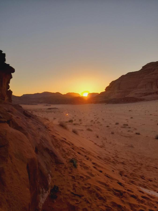 Wadi Rum Fun Time Tour'S מראה חיצוני תמונה