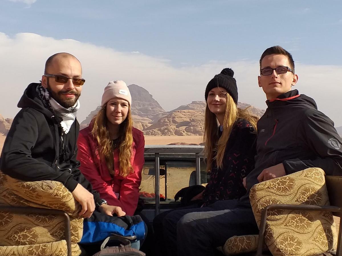 Wadi Rum Fun Time Tour'S מראה חיצוני תמונה